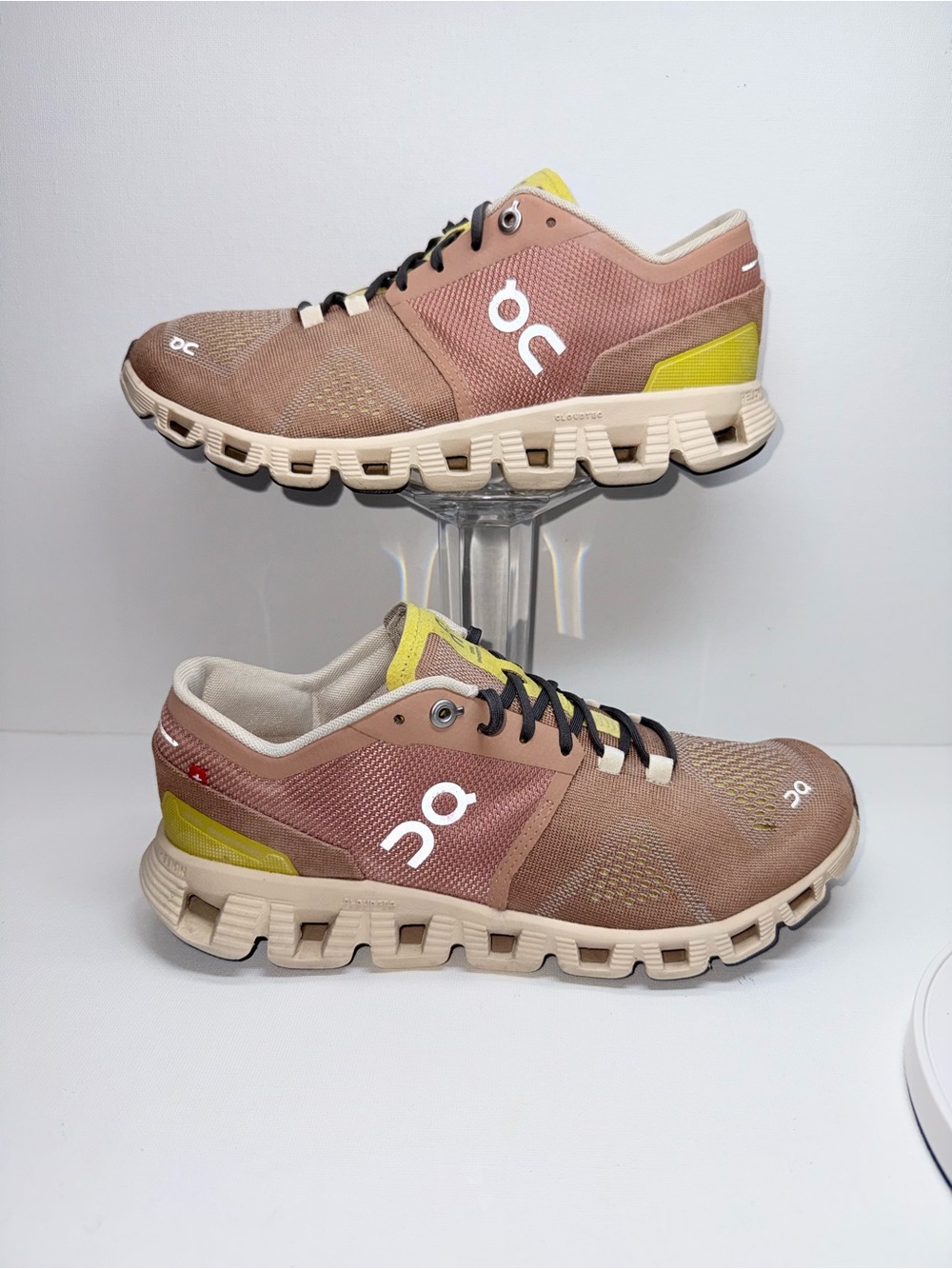 On Running Cloudrunning Men's Running Shoes in Brown with Yellow Accents